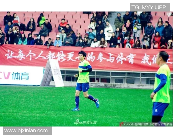 足球明星默哀时刻珍贵瞬间合集与感人图片分享 足球明星默哀时刻珍贵瞬间合集与感人图片分享